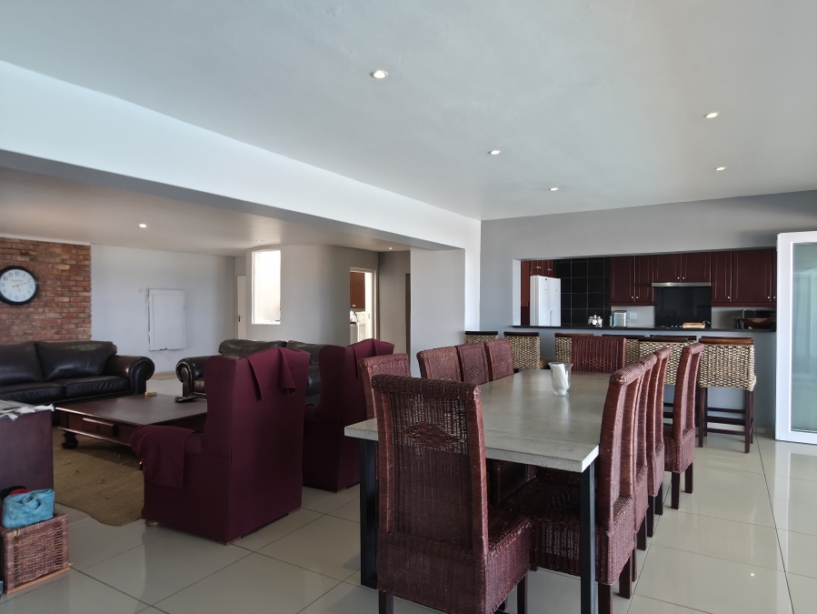 5 Bedroom Property for Sale in Jeffreys Bay Central Eastern Cape